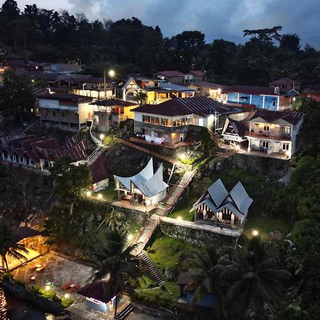 Vandu'S View Guest House & Restaurant Tuk Tuk Eksteriør bilde