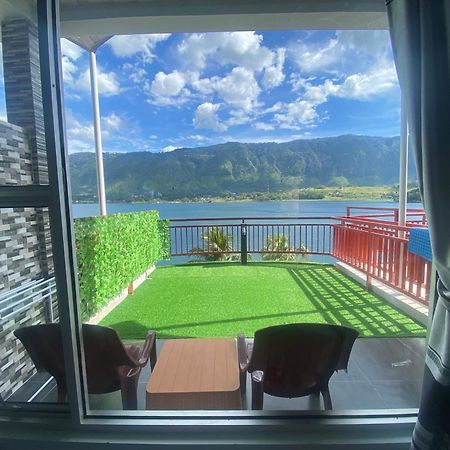 Vandu'S View Guest House & Restaurant Tuk Tuk Eksteriør bilde