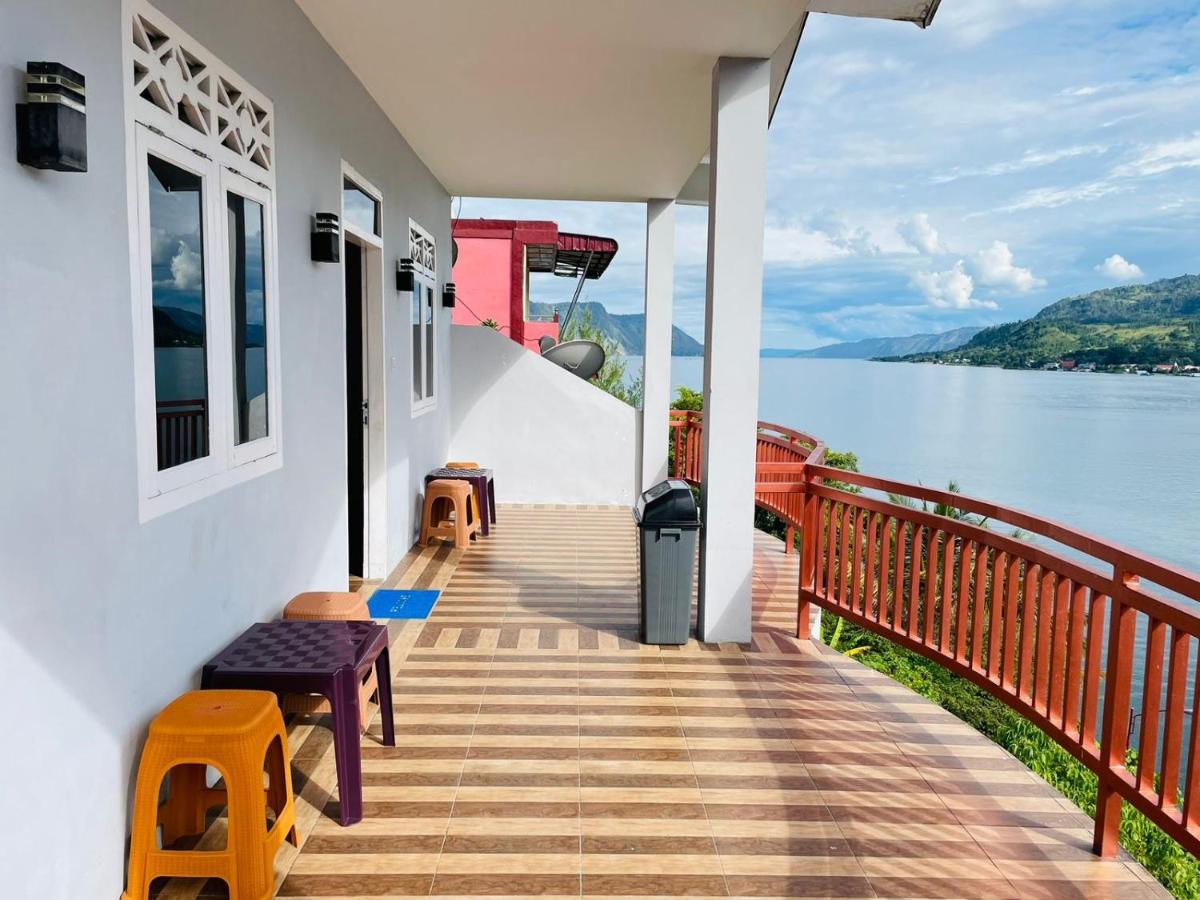 Vandu'S View Guest House & Restaurant Tuk Tuk Eksteriør bilde